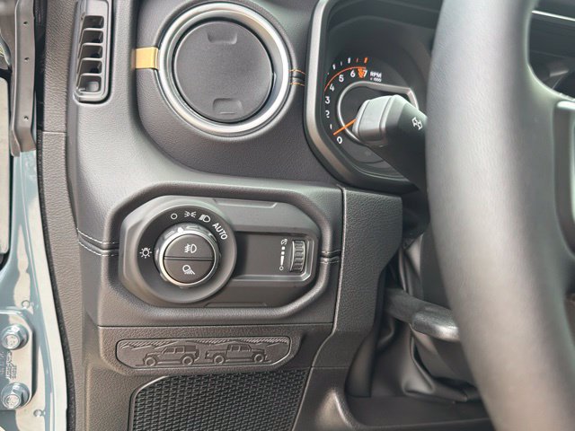 New 2026 Jeep Gladiator Sport AWD/4WD image 30