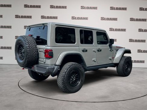 Used 2022 Jeep Wrangler Unlimited Rubicon w/ LED Lighting Group AWD/4WD image 5
