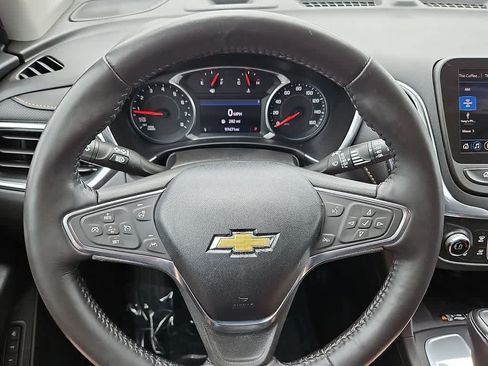 Used 2019 Chevrolet Equinox Premier FWD image 17