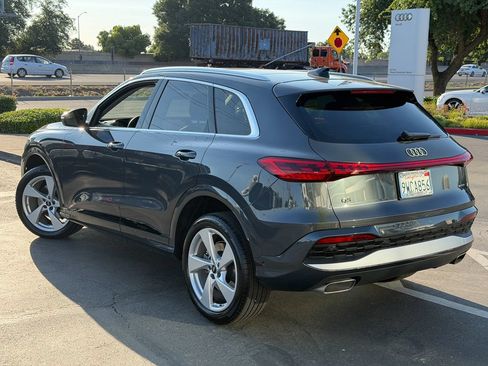 Used 2025 Audi Q5 Premium Plus w/ Premium Plus AWD/4WD image 9