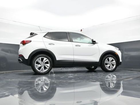 Used 2025 Buick Encore GX Preferred AWD/4WD image 50