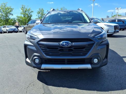 Used 2024 Subaru Outback Touring w/ Popular Package #2 AWD/4WD image 2