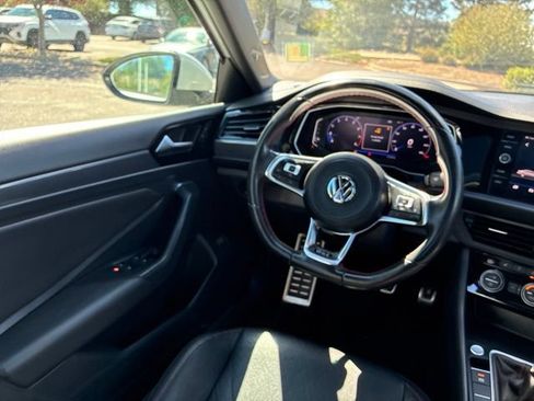 Used 2019 Volkswagen Jetta GLI Autobahn FWD image 15