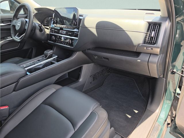 Used 2023 Nissan Pathfinder SL FWD image 22