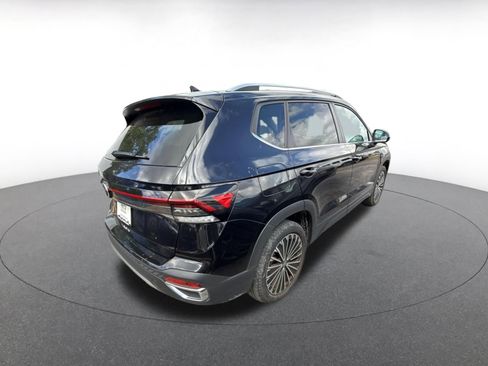 Used 2025 Volkswagen Taos SE image 8