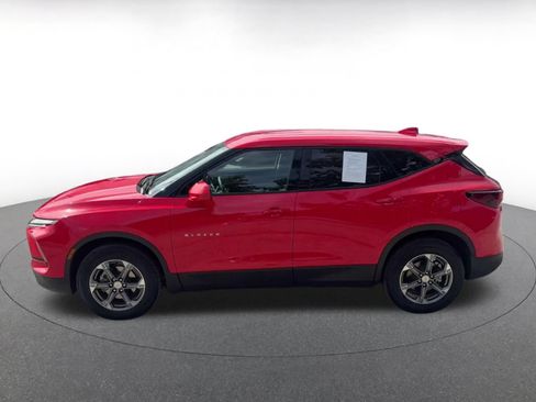 Used 2026 Chevrolet Blazer LT AWD/4WD image 9