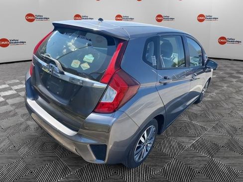 Used 2017 Honda Fit EX image 4