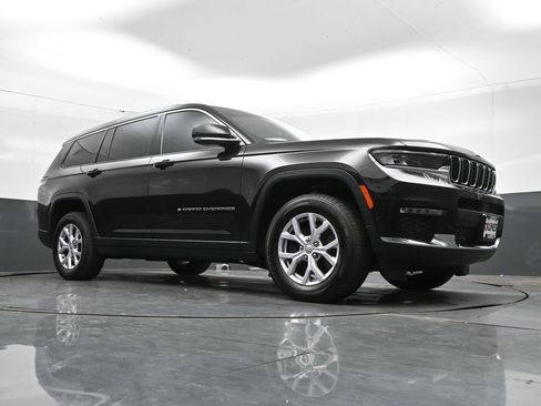 Used 2022 Jeep Grand Cherokee L Limited w/ Luxury Tech Group II AWD/4WD image 44