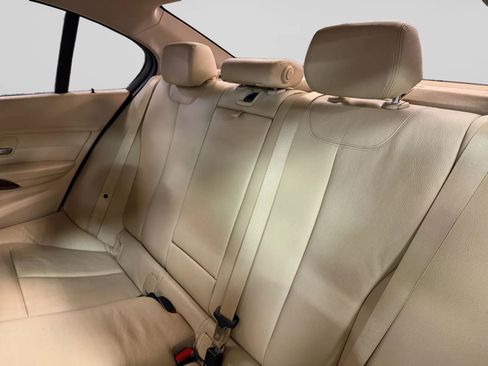 Used 2013 BMW 328i xDrive Sedan image 22