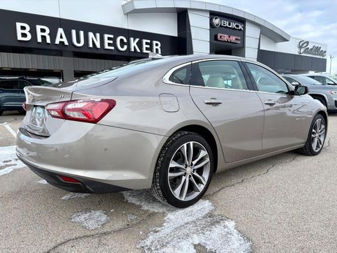 Used 2024 Chevrolet Malibu LT image 3
