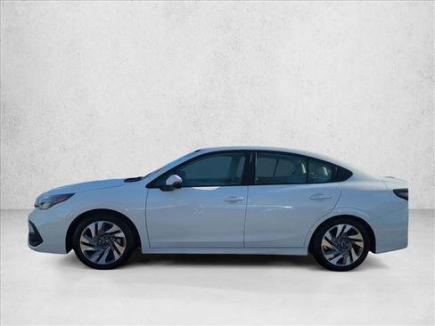 Used 2023 Subaru Legacy Limited image 9