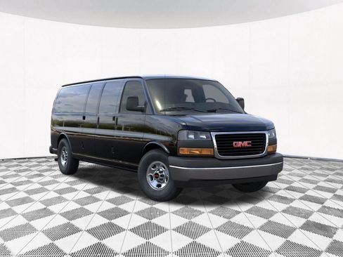 New 2026 GMC Savana 3500 Extended RWD image 11