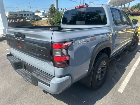 Used 2025 Nissan Frontier PRO-4X w/ Pro Convenience Package AWD/4WD image 3
