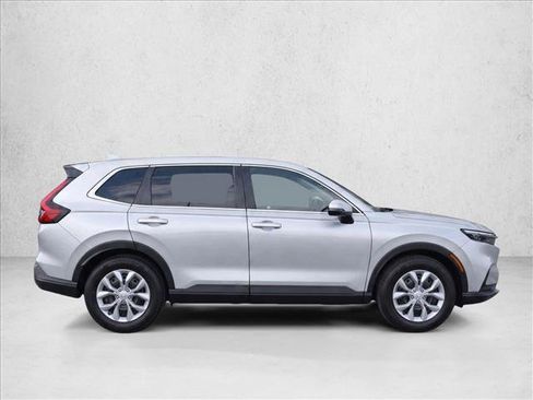 Used 2024 Honda CR-V LX image 8