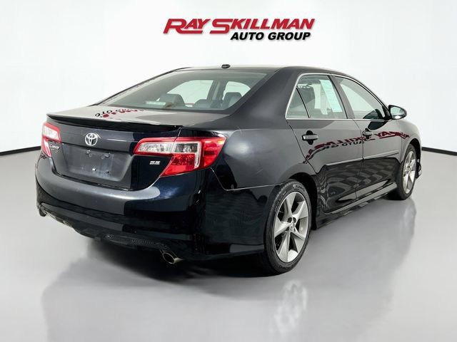 Used 2012 Toyota Camry SE FWD image 6