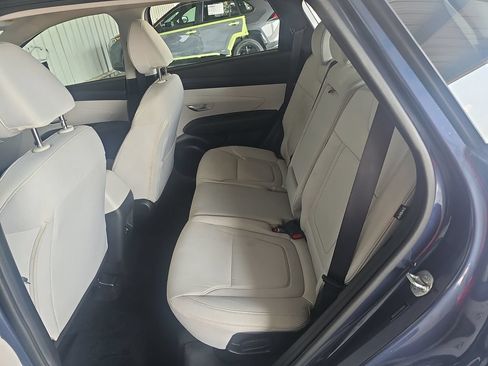 Certified 2025 Hyundai Tucson SE FWD image 14