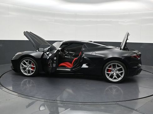 Used 2026 Chevrolet Corvette Stingray Convertible w/ 1LT RWD image 32