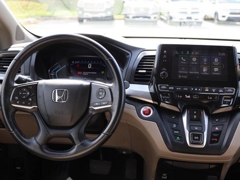 Used 2023 Honda Odyssey EX-L image 24