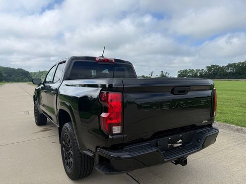 Used 2026 Chevrolet Colorado W/T w/ WT Custom Package RWD image 6