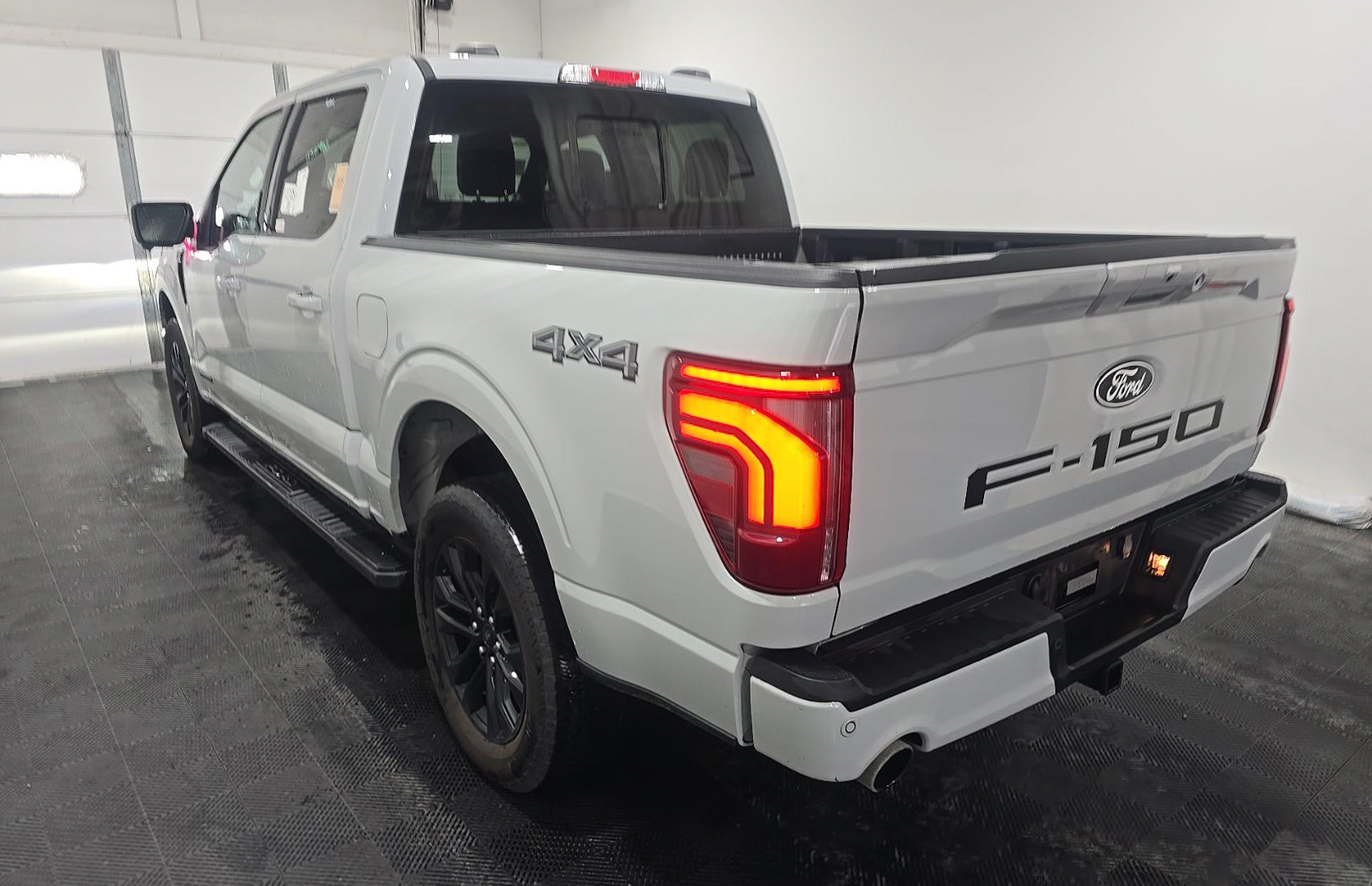 Used 2024 Ford F150 Lariat w/ Equipment Group 502A High AWD/4WD image 6