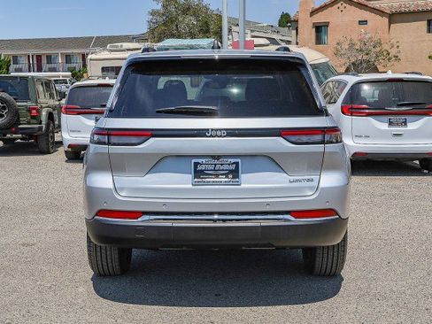 Used 2022 Jeep Grand Cherokee Limited RWD image 5