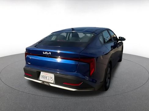 Used 2025 Kia K4 FWD image 11