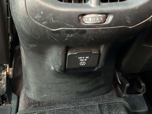 Used 2016 Jeep Cherokee Limited AWD/4WD image 14