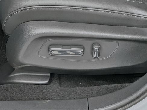 New 2026 Honda HR-V EX-L image 19