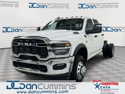 Used 2025 RAM 3500 Tradesman image 1