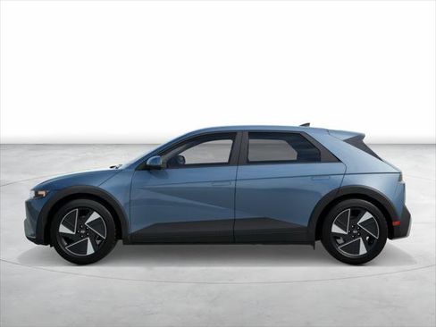 New 2026 Hyundai Ioniq 5 SEL RWD image 3