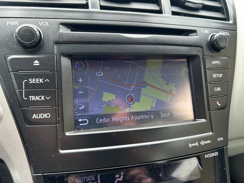 Used 2013 Toyota Prius V Three FWD image 18
