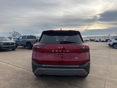 Certified 2023 Nissan Rogue SV image 6