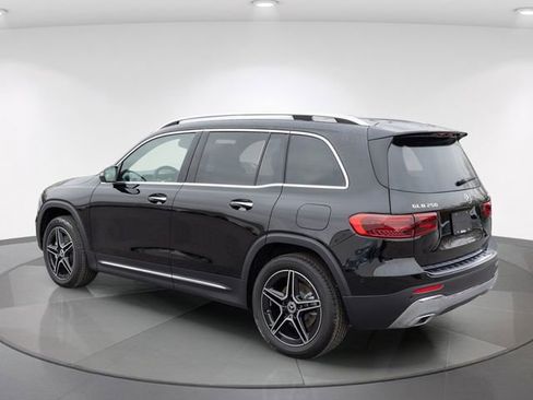 New 2026 Mercedes-Benz GLB 250 4MATIC image 7