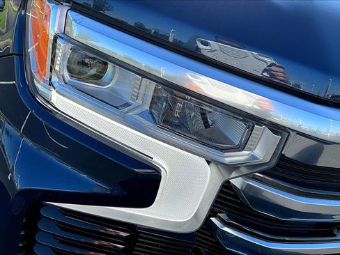 Used 2023 Chevrolet Silverado 1500 High Country w/ High Country Premium Package image 31