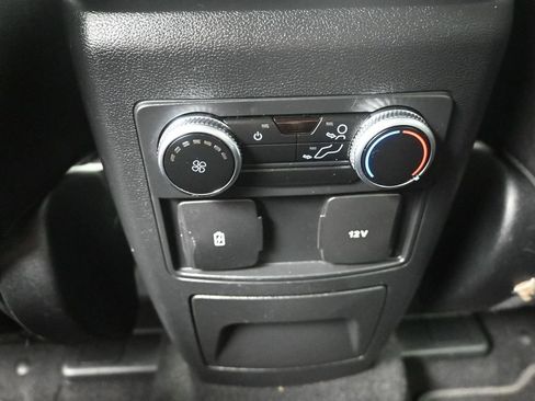 Used 2023 Ford Explorer XLT w/ Equipment Group 202A AWD/4WD image 32