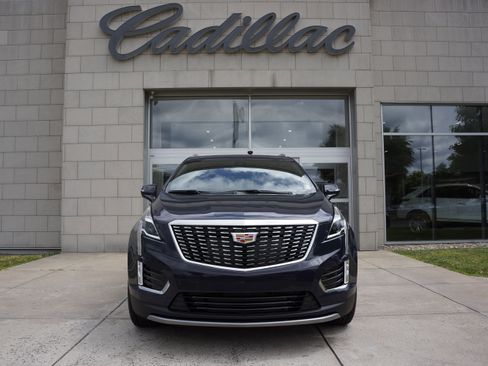 Used 2025 Cadillac XT5 Premium Luxury image 13