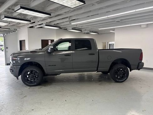 New 2026 RAM 3500 Big Horn AWD/4WD image 4