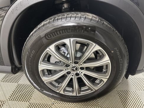 Used 2026 Mercedes-Benz GLC 300 4MATIC image 25