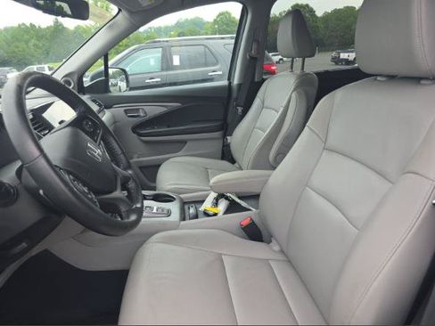 Used 2022 Honda Pilot EX-L image 4