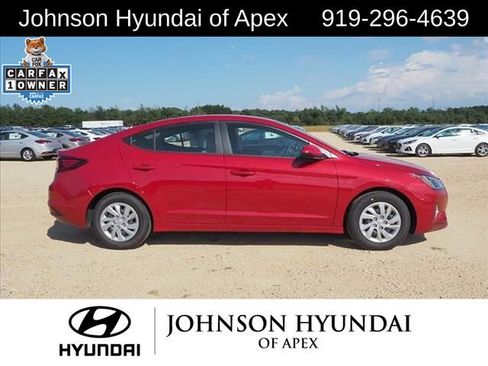 Used 2020 Hyundai Elantra SE w/ Cargo Package (C1) FWD image 9
