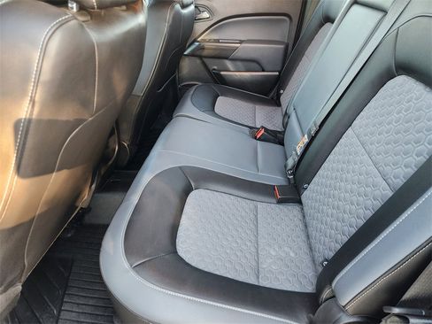 Used 2018 Chevrolet Colorado Z71 image 28