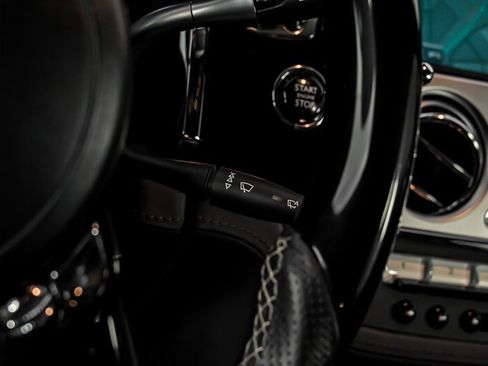 Used 2016 Rolls-Royce Wraith RWD image 28