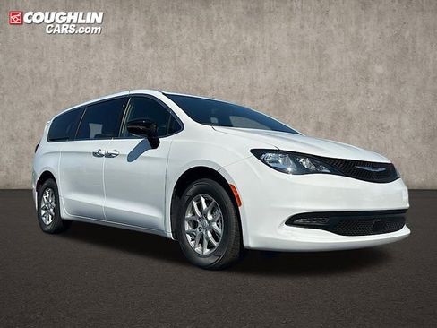 New 2025 Chrysler Voyager LX image 1