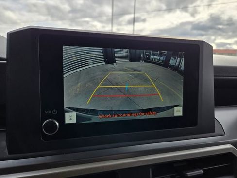 Used 2024 Toyota Tacoma SR5 image 24