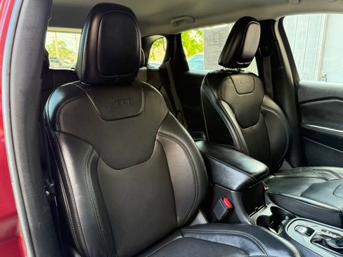 Used 2021 Jeep Cherokee Latitude Lux w/ Trailer Tow Group image 22