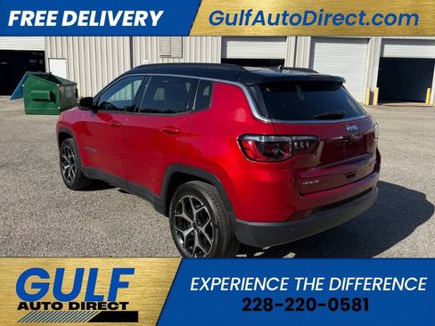 Used 2025 Jeep Compass Limited AWD/4WD image 5