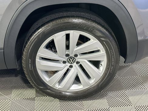 Used 2022 Volkswagen Atlas Cross Sport SE image 12