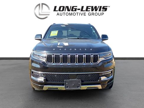 Used 2024 Jeep Wagoneer L Series III w/ Flexible Seating Group AWD/4WD image 8