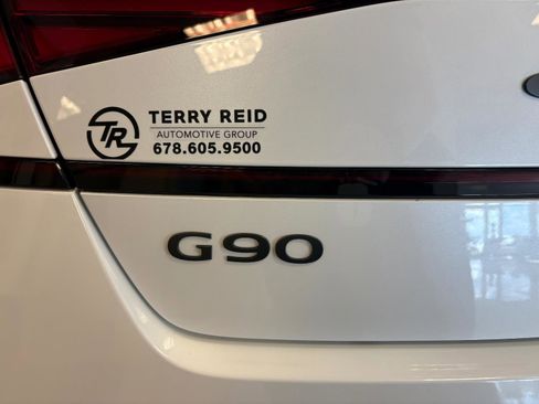 New 2026 Genesis G90 3.5T Prestige image 9