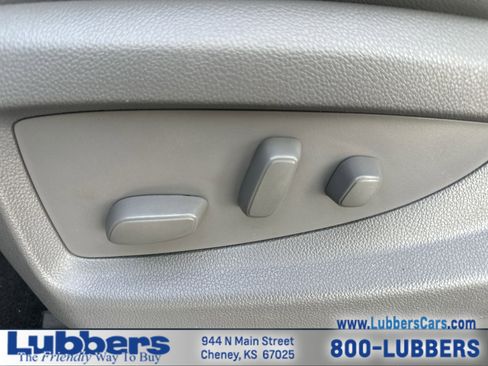 Used 2019 Chevrolet Tahoe LT image 12